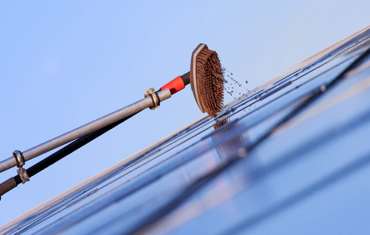 professional cleaning service split